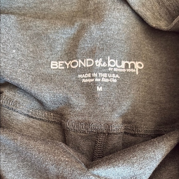 Beyond Yoga Gray and Green Track Pants - Picture 4 of 5